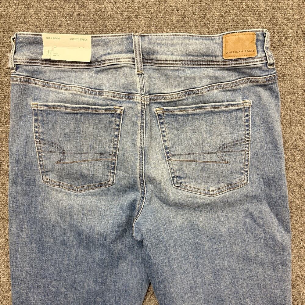 AE Low-Rise Kick Bootcut Jean NWT Women’s Size 12 Short - Picture 8 of 15